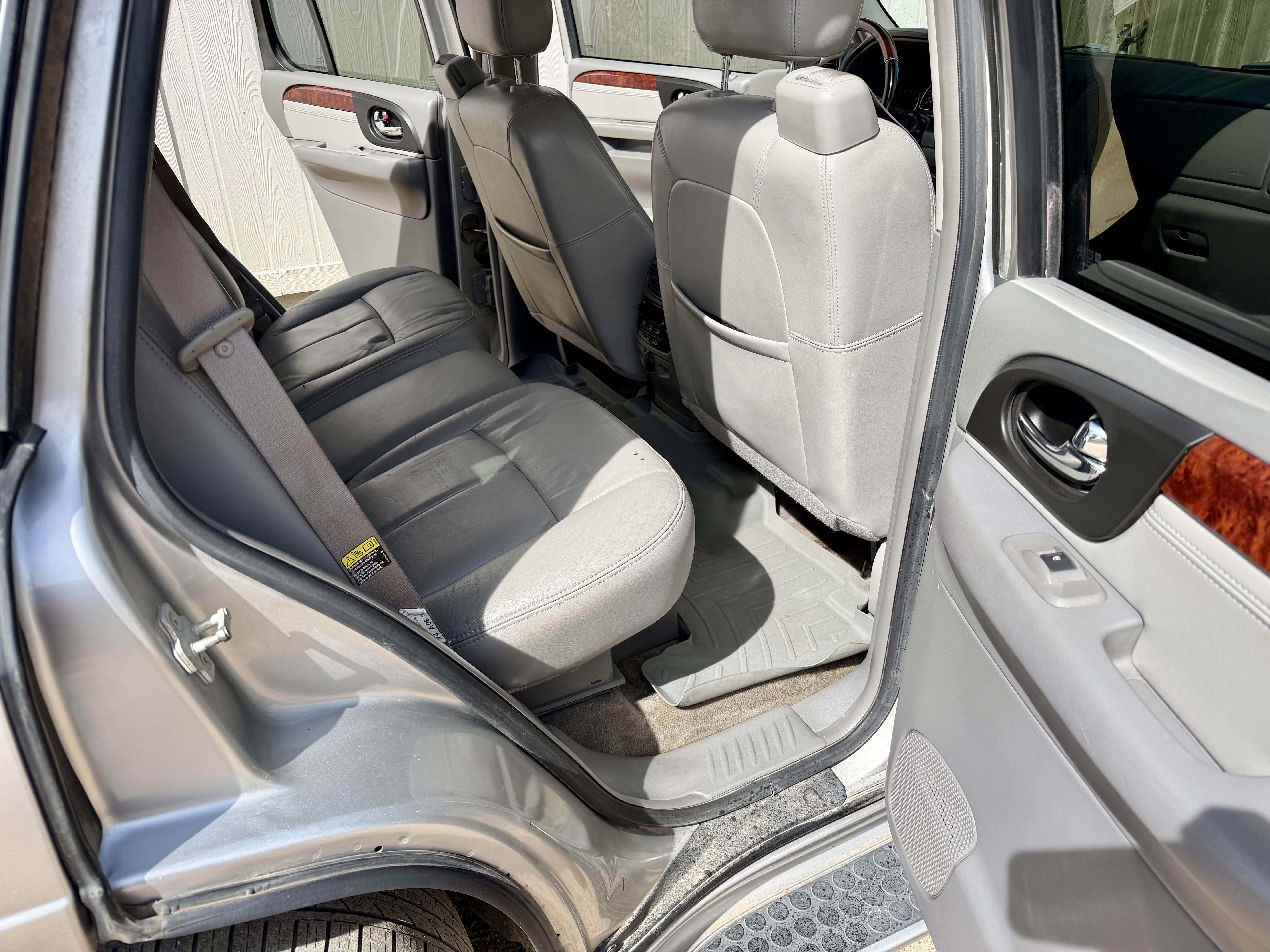 Used 2006 GMC Envoy Denali AWD/4WD image 13