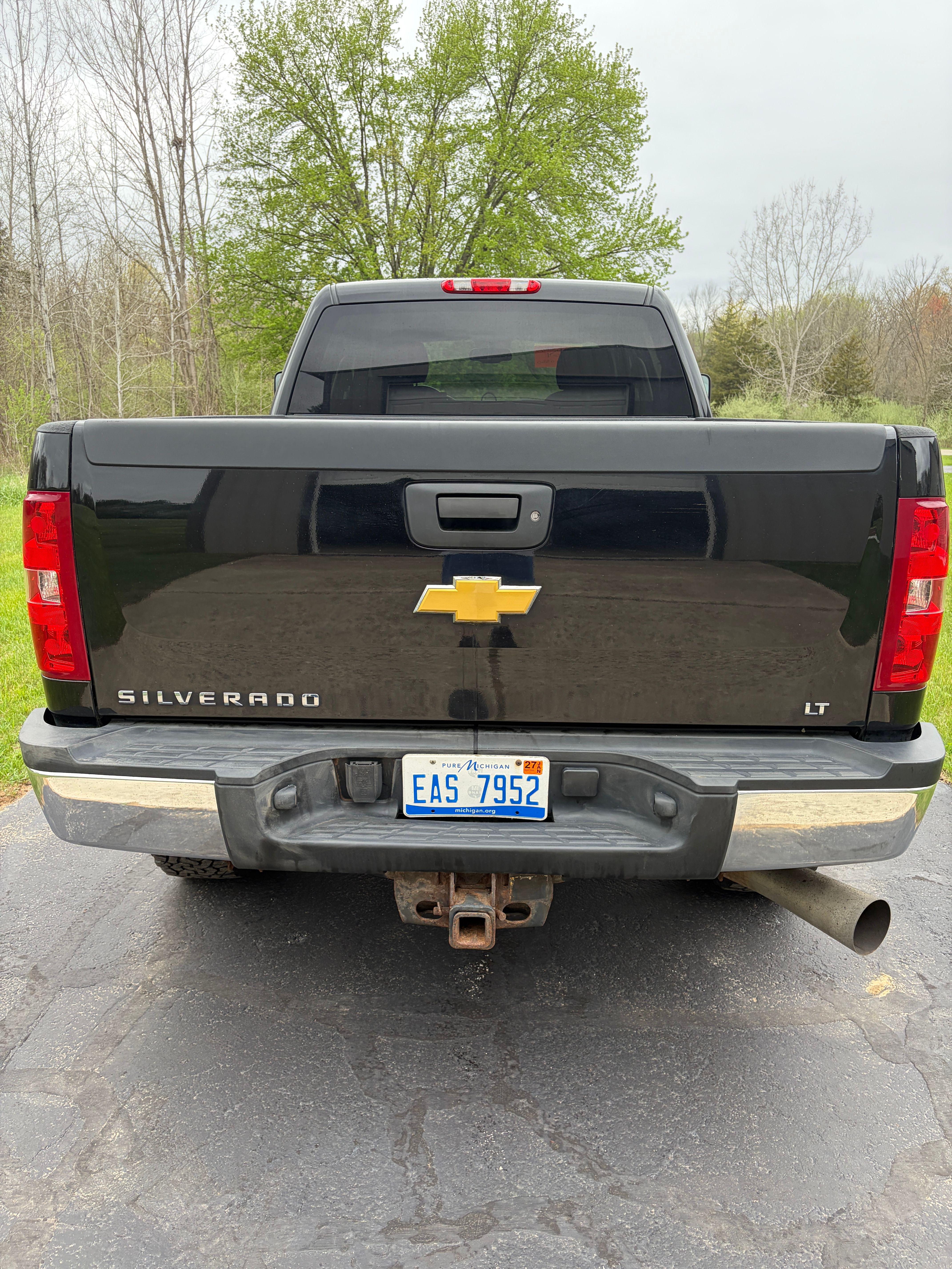 Used 2013 Chevrolet Silverado 2500 LT w/ Interior Plus Package AWD/4WD image 9