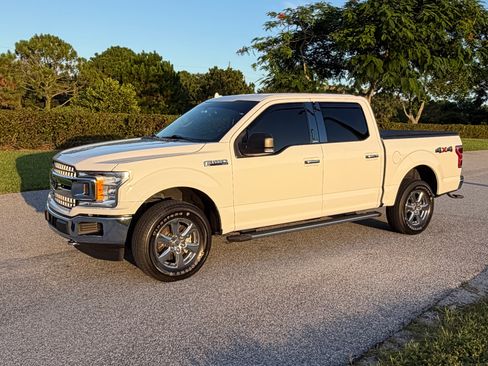 Used 2018 Ford F150 XLT w/ Equipment Group 302A Luxury AWD/4WD image 1