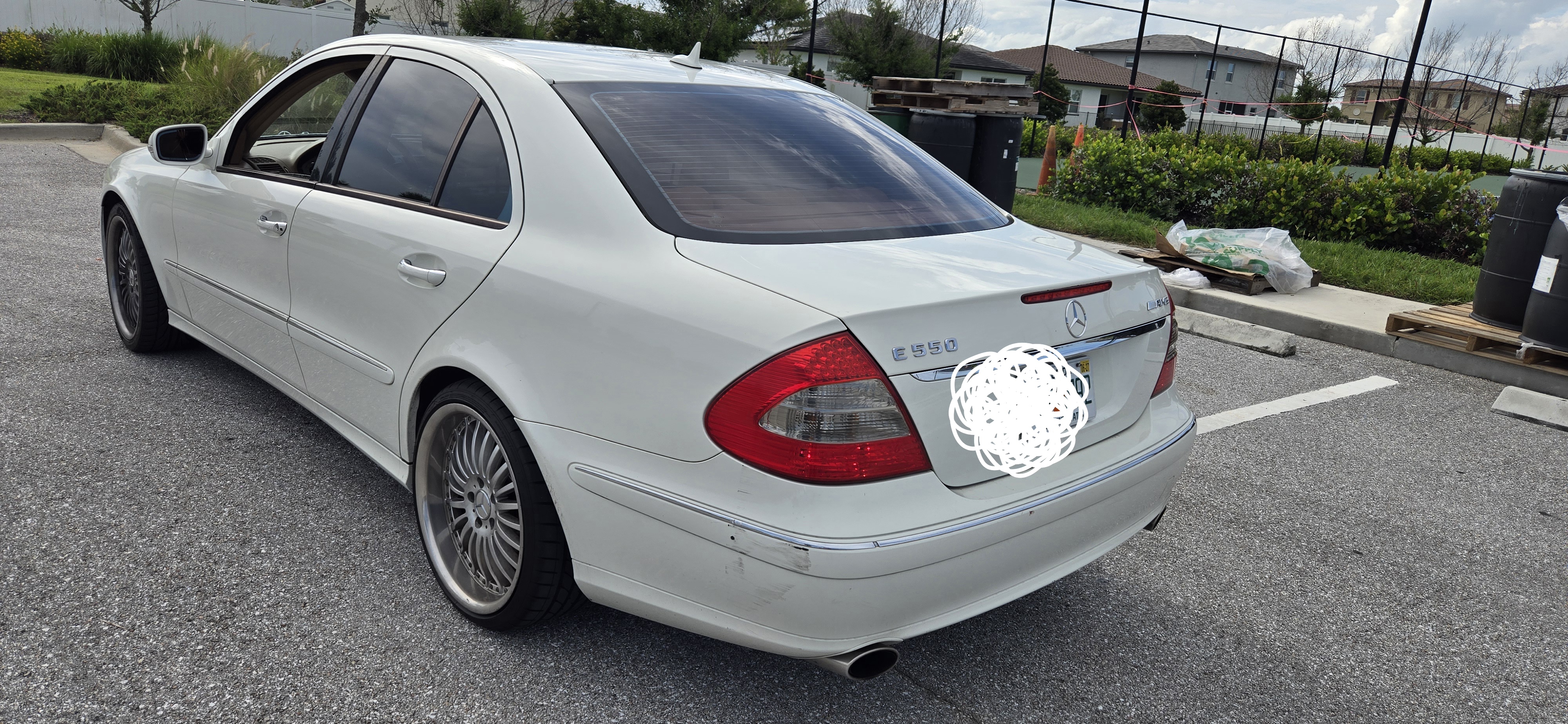 Used 2007 Mercedes-Benz E 550 Sedan image 4
