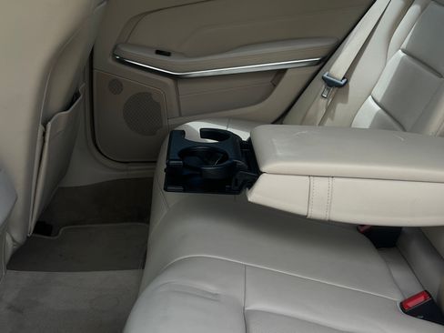 Used 2014 Mercedes-Benz E 350 Sedan image 20