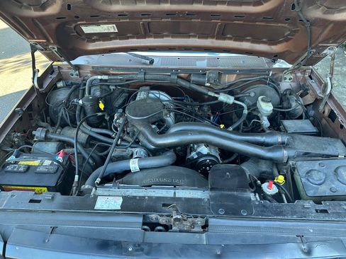 Used 1992 Ford Bronco image 2