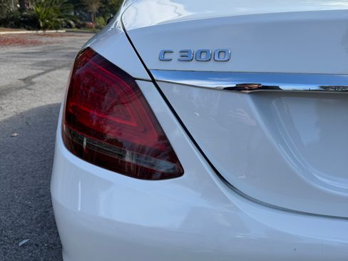 Used 2021 Mercedes-Benz C 300 Sedan image 6