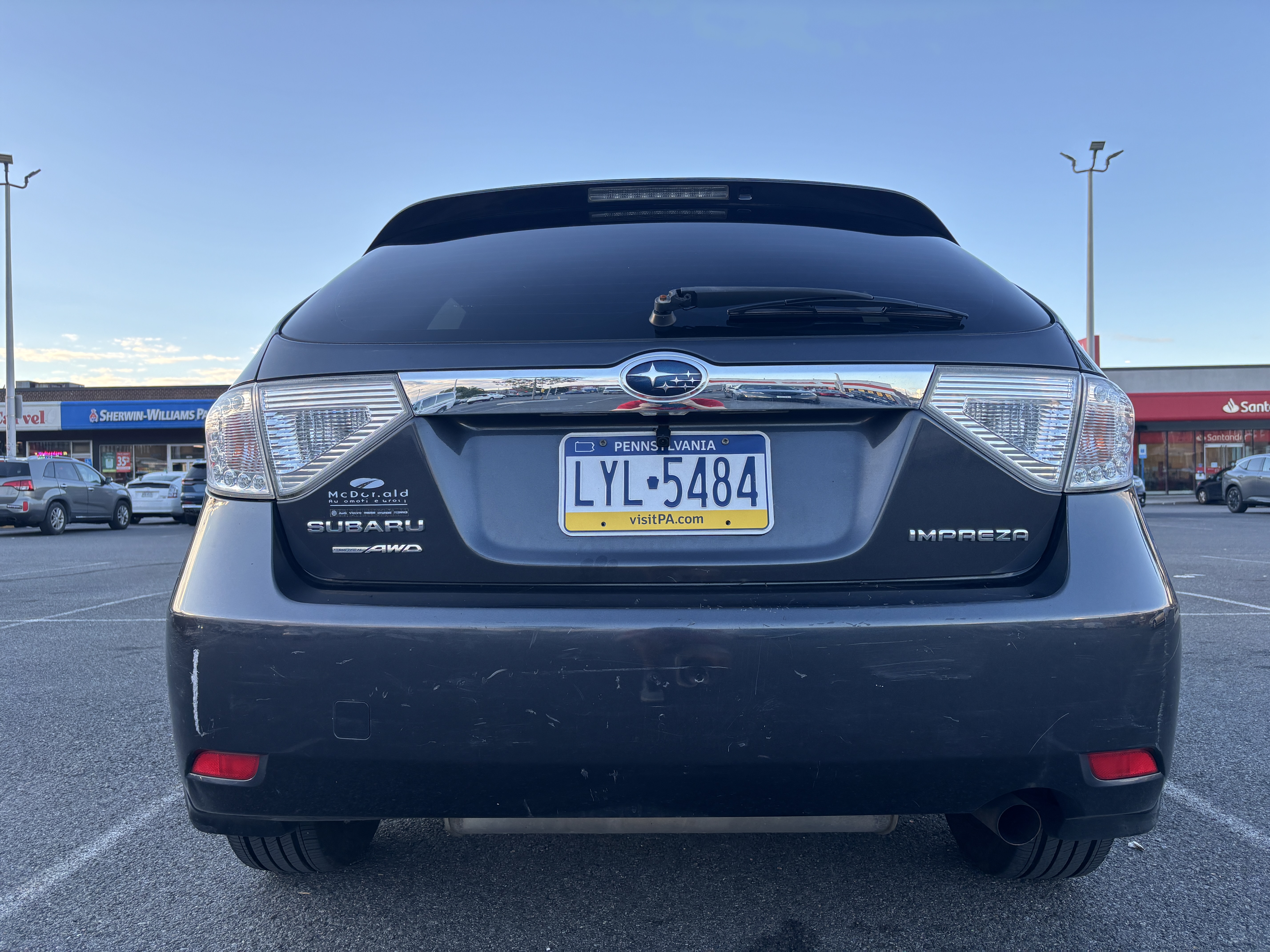 Used 2010 Subaru Impreza 2.5i AWD/4WD image 9