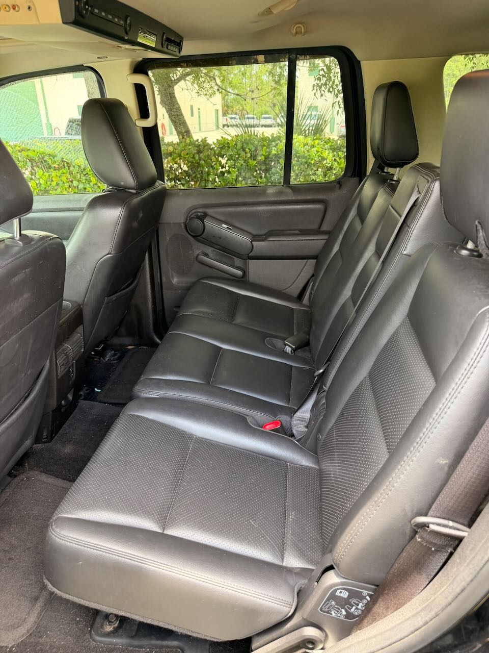 Used 2010 Mercury Mountaineer Premier AWD/4WD image 9