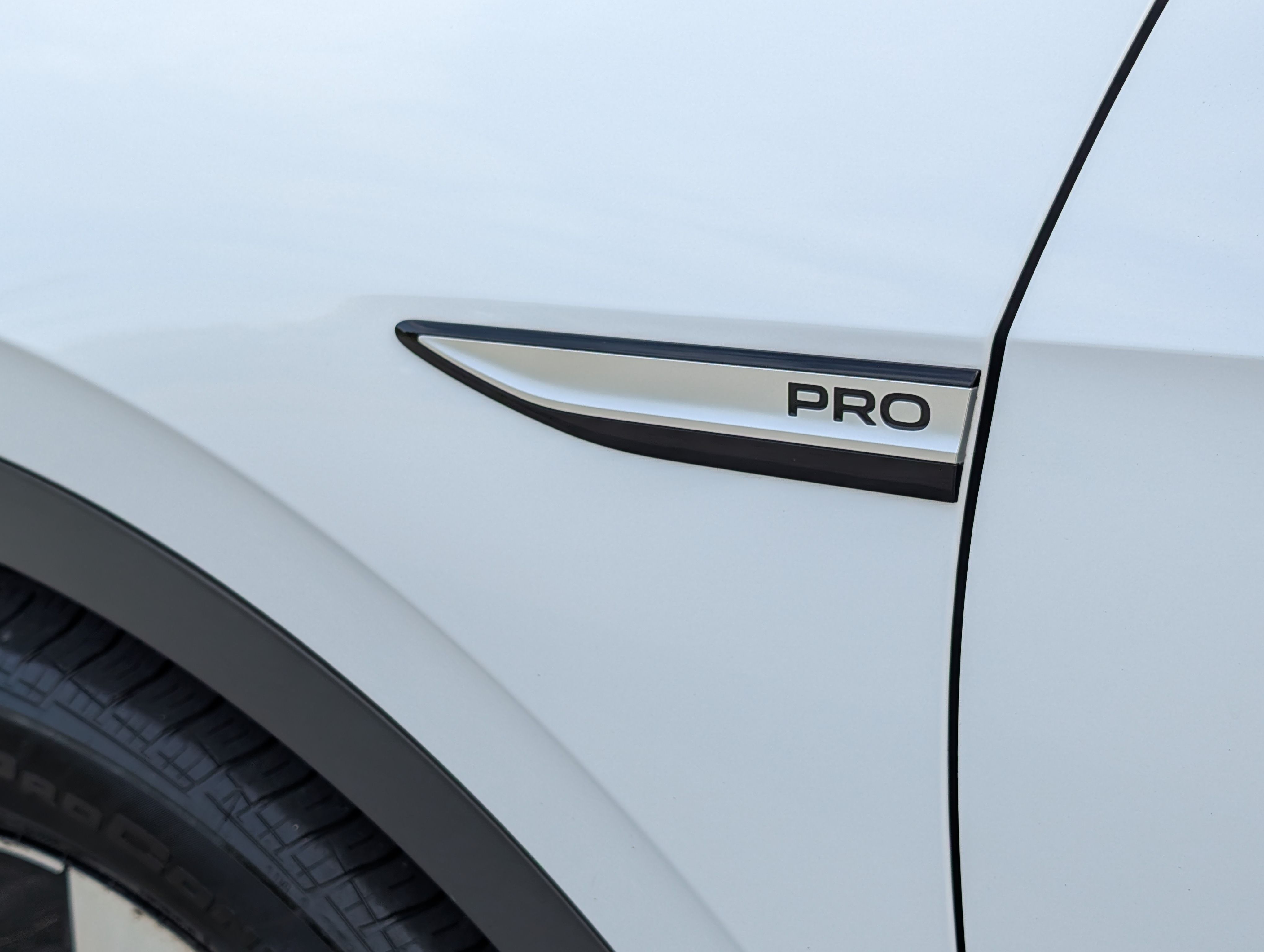 Used 2022 Volkswagen ID.4 Pro RWD image 27