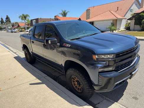 Used 2020 Chevrolet Silverado 1500 LT Trail Boss AWD/4WD image 4