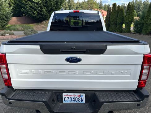 Used 2021 Ford F350 Lariat w/ Lariat Ultimate Package AWD/4WD image 6