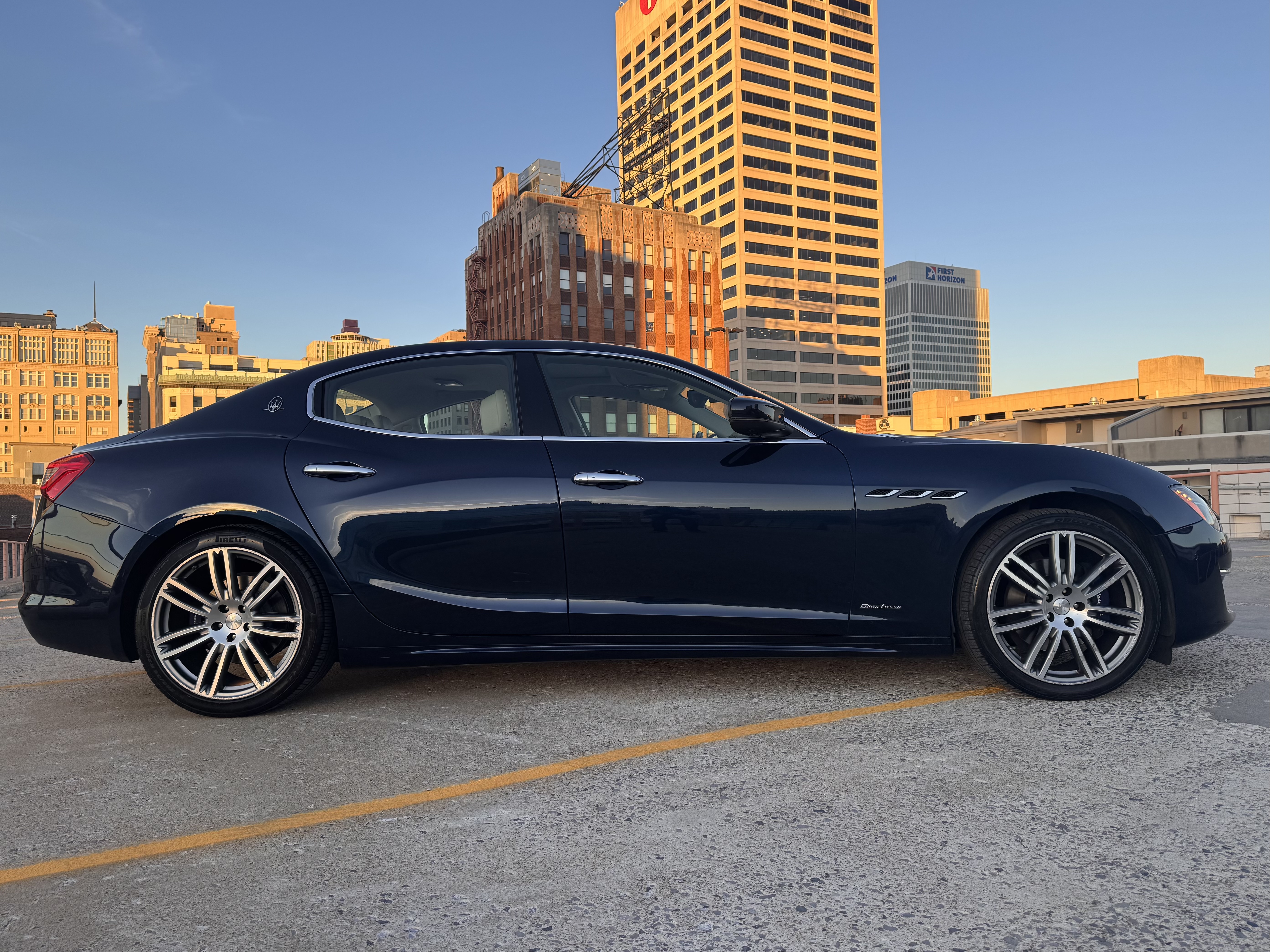 Used 2019 Maserati Ghibli GranLusso RWD image 1