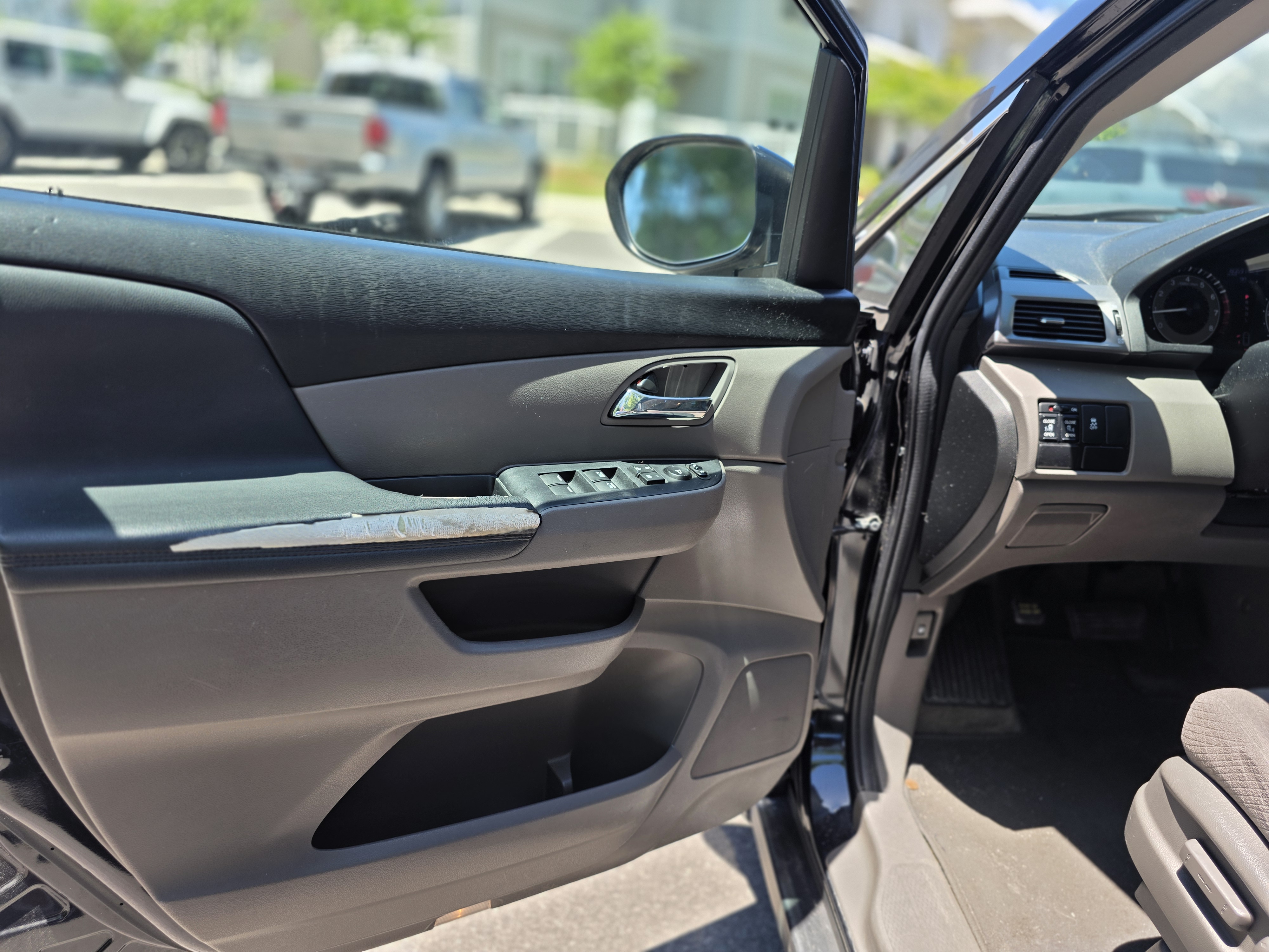 Used 2014 Honda Odyssey EX image 15
