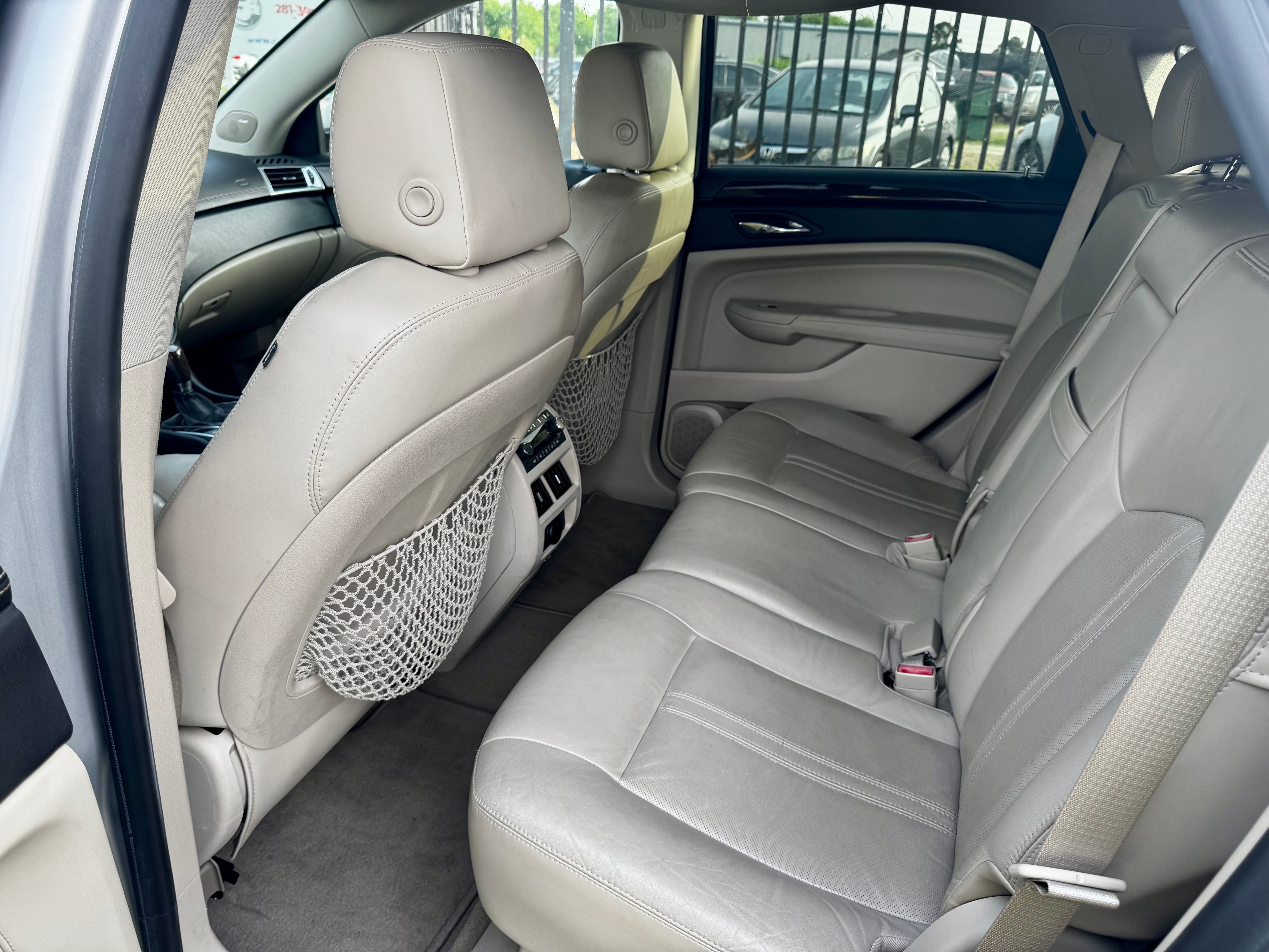 Used 2011 Cadillac SRX Premium AWD/4WD image 10