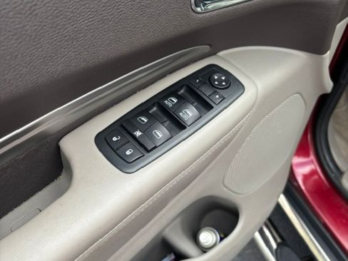 Used 2013 Dodge Durango SXT image 21