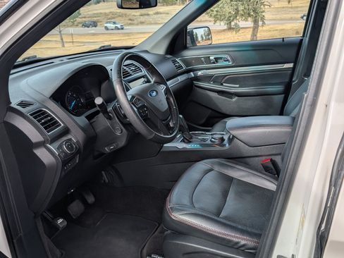 Used 2016 Ford Explorer Sport w/ Equipment Group 401A image 10