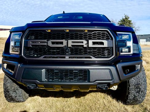 Used 2020 Ford F150 Raptor w/ Equipment Group 802A Luxury image 2