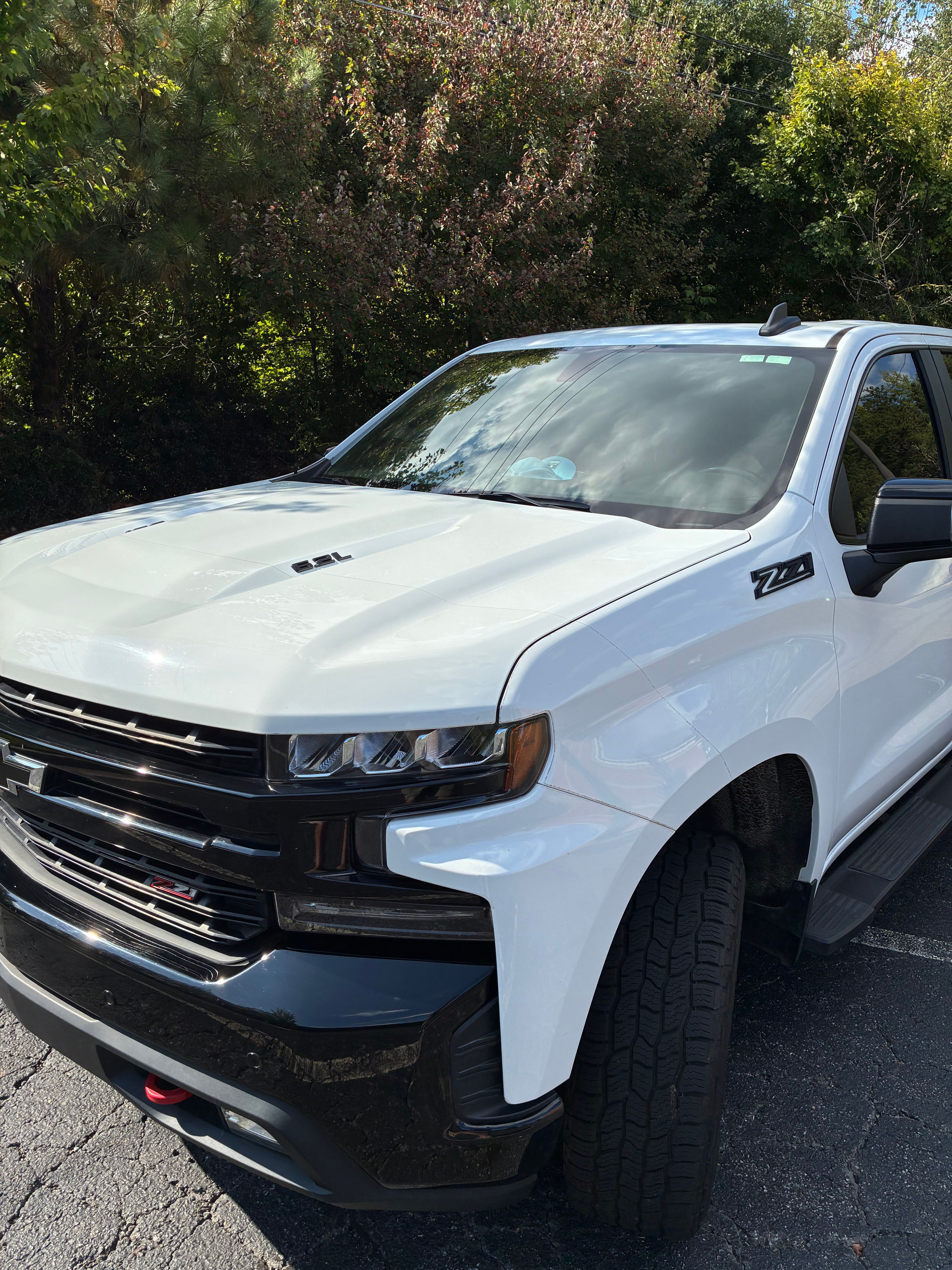 Used 2020 Chevrolet Silverado 1500 LT Trail Boss AWD/4WD image 6