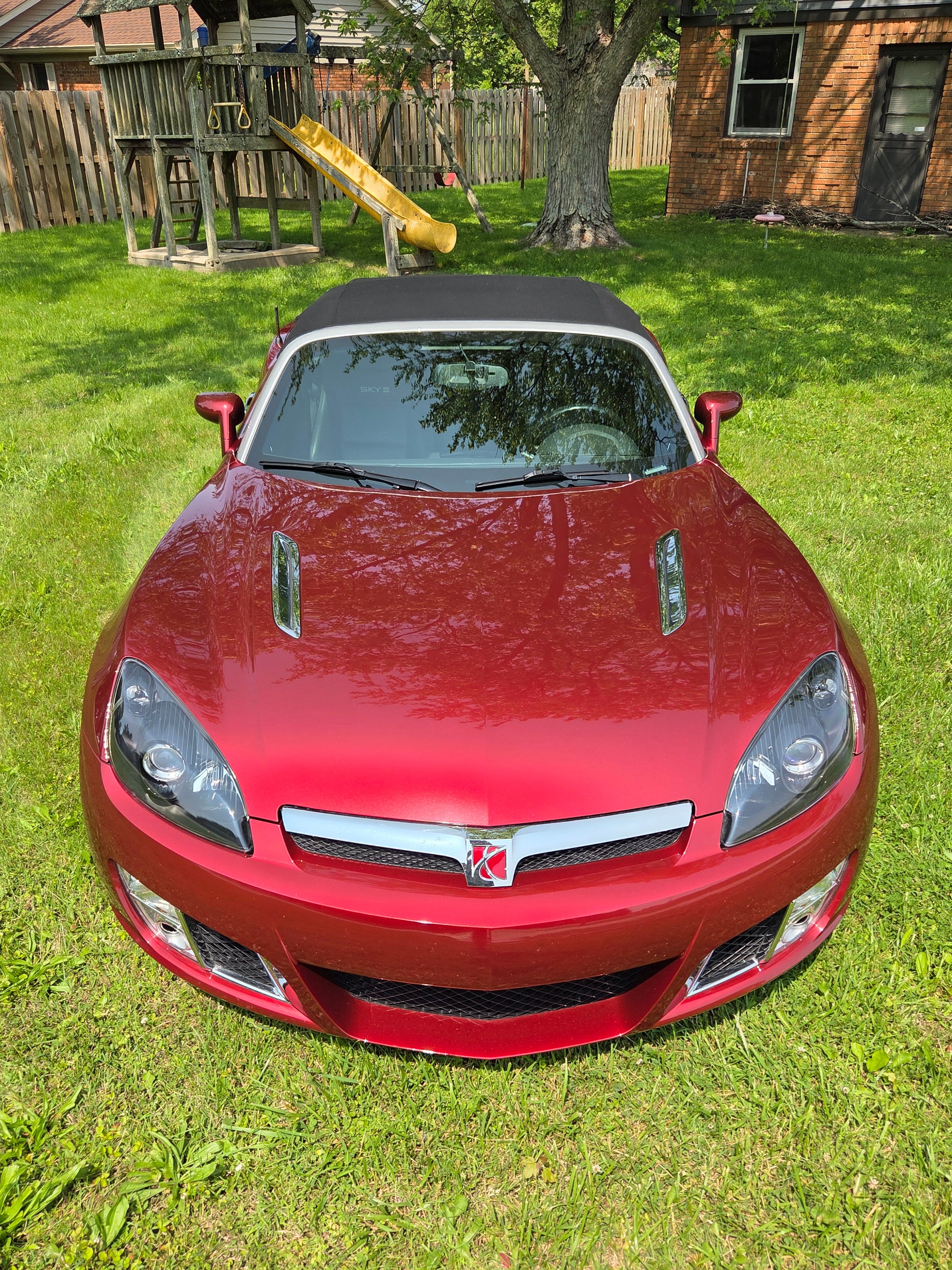 Used 2009 Saturn Sky Red Line RWD image 10