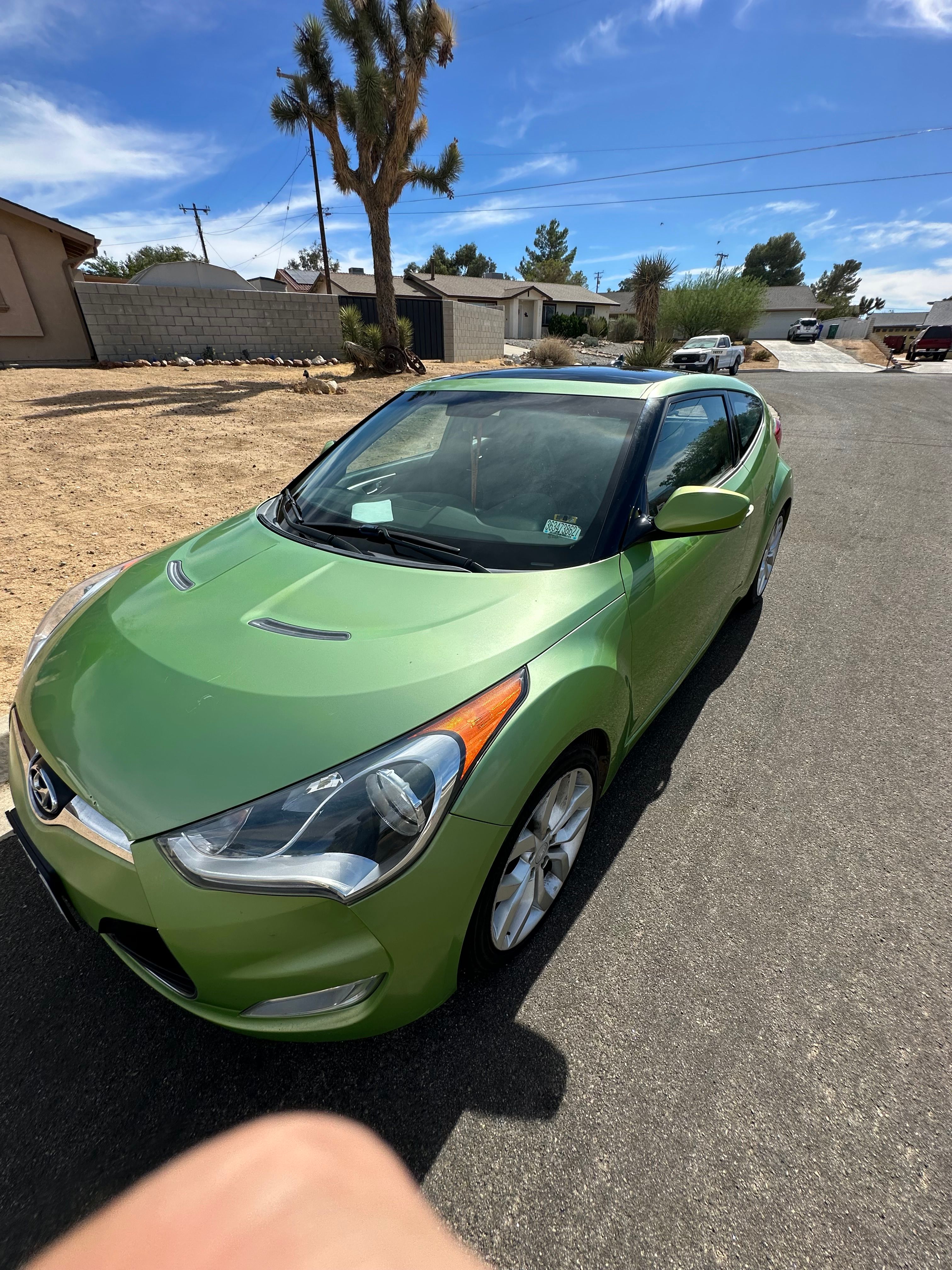 Used 2012 Hyundai Veloster w/ Style Pkg FWD image 1