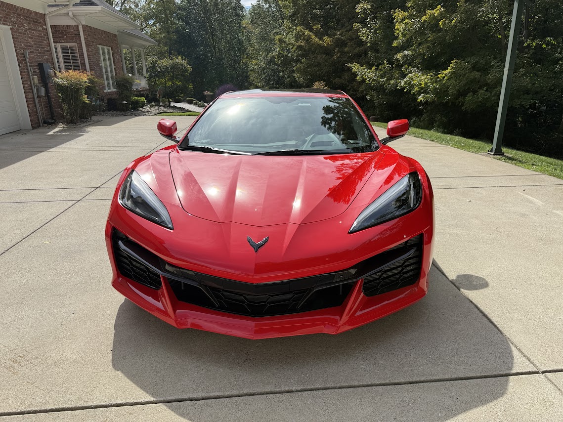 Used 2023 Chevrolet Corvette Z06 RWD image 11