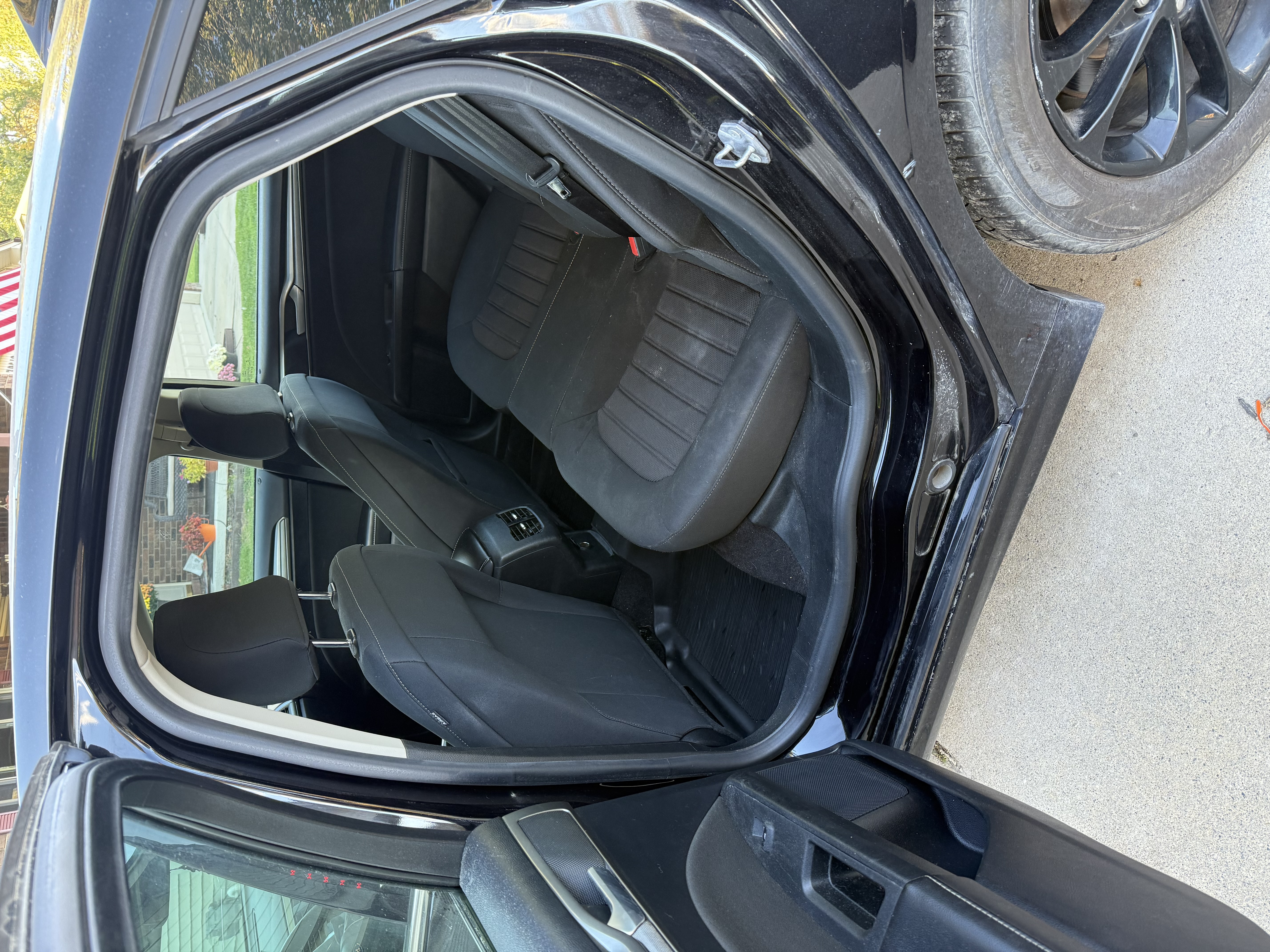 Used 2020 Ford Fusion SE FWD image 21