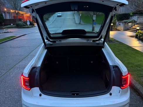 Used 2022 Polestar Polestar 2 w/ Plus Package image 9