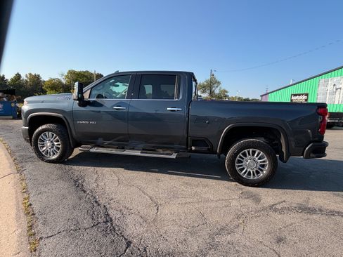 Used 2020 Chevrolet Silverado 3500 High Country w/ Z71 Off-Road Package AWD/4WD image 10