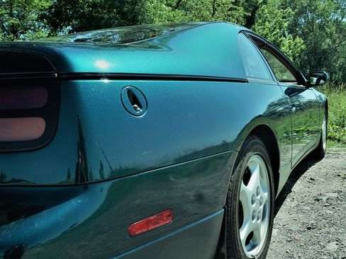 Used 1995 Nissan 300ZX 2+2 Hatchback RWD image 10