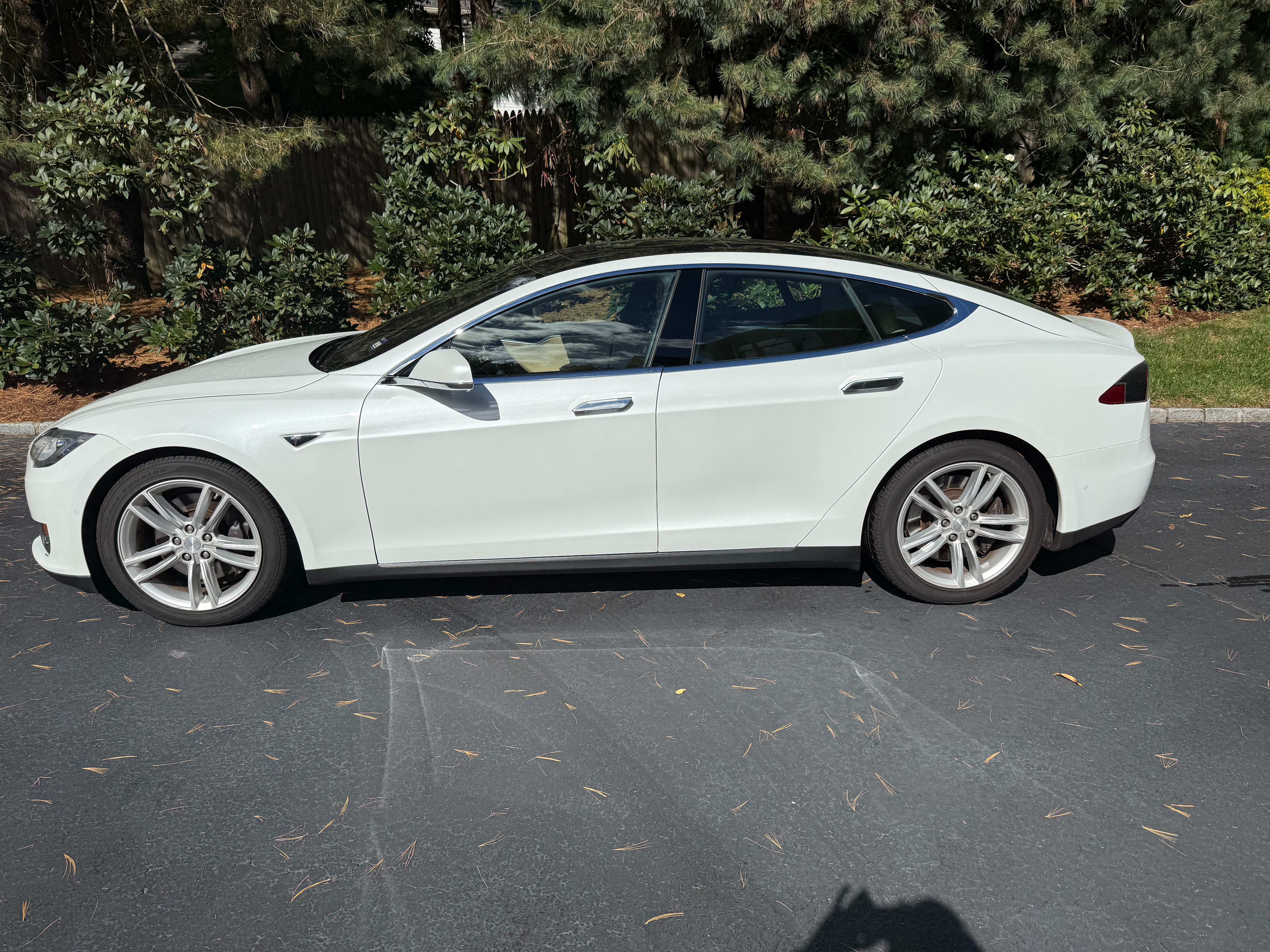 Used 2015 Tesla Model S 90D AWD/4WD image 1