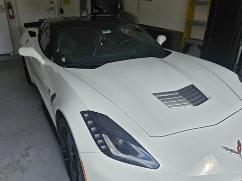 Used 2016 Chevrolet Corvette Stingray Z51 Coupe 2D w/ 3LT Preferred Equipment Group image 2