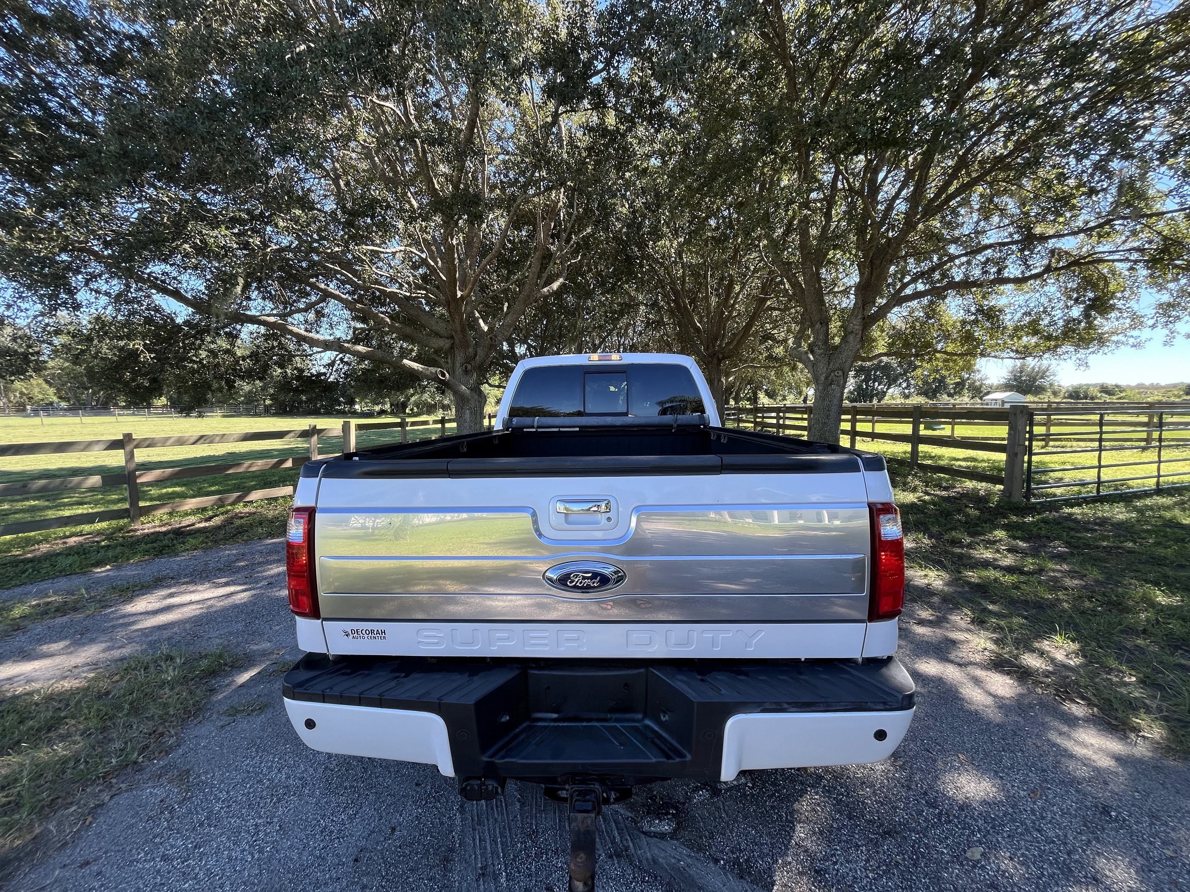 Used 2016 Ford F350 Platinum AWD/4WD image 2