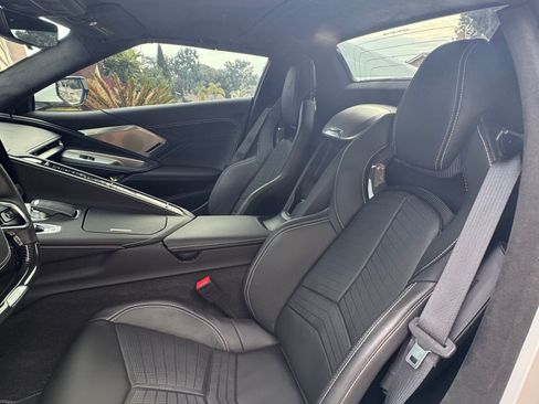 Used 2024 Chevrolet Corvette Z06 image 5