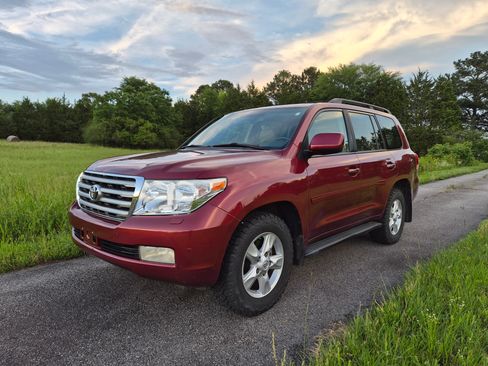 Used 2008 Toyota Land Cruiser AWD/4WD image 1