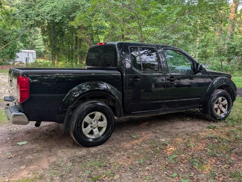Used 2012 Nissan Frontier SV w/ SV Premium Utility Pkg AWD/4WD image 1