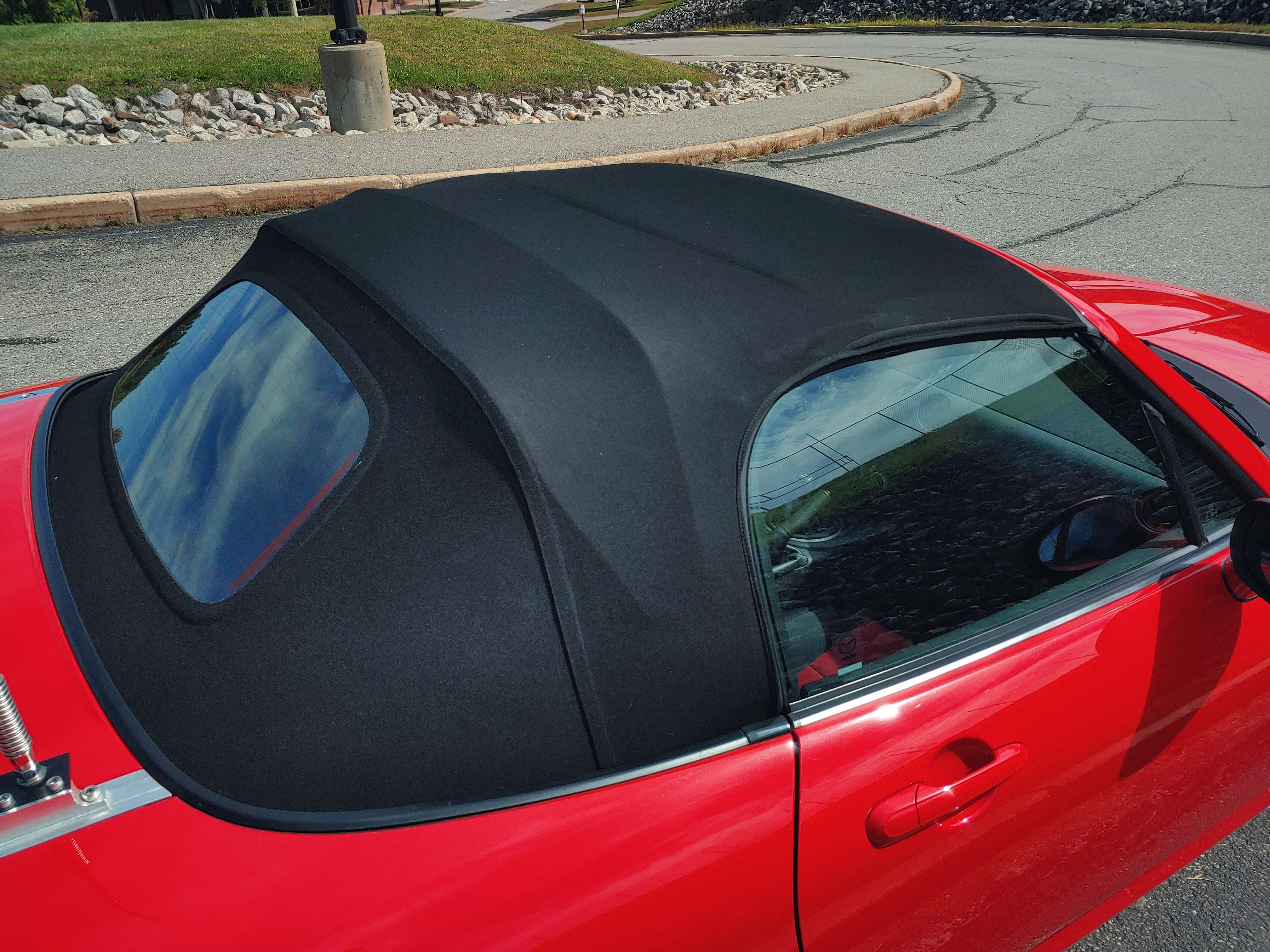 Used 2011 MAZDA MX-5 Miata Touring w/ Suspension Pkg RWD image 6