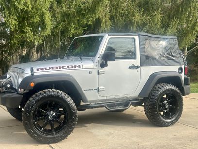 Used 2012 Jeep Wrangler Rubicon w/ Dual Top Group