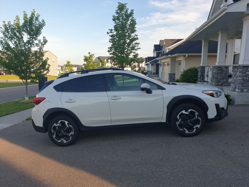 Used 2022 Subaru Crosstrek 2.5i Limited AWD/4WD image 5