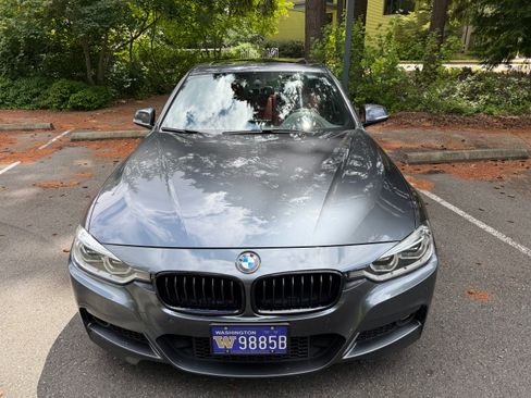 Used 2018 BMW 340i Sedan RWD image 10