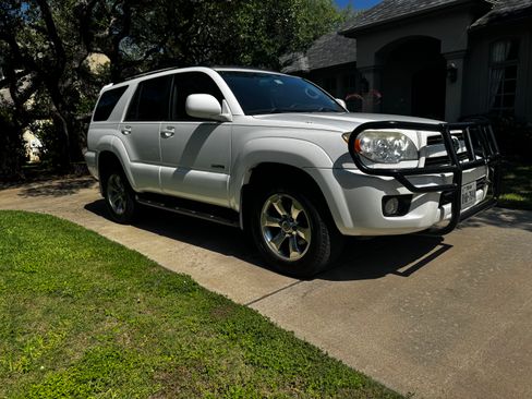 Used 2008 Toyota 4Runner Limited RWD image 2