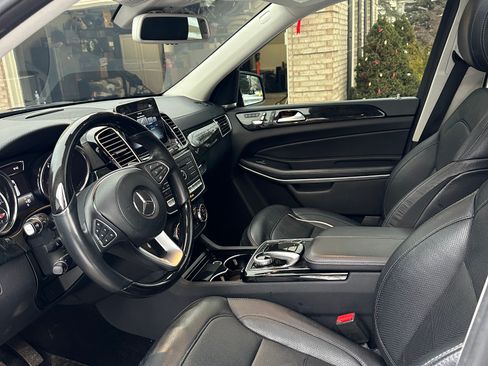 Used 2018 Mercedes-Benz GLS 550 4MATIC image 5