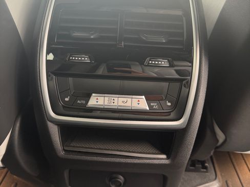 Used 2020 BMW X5 M Competition w/ Executive Package image 22