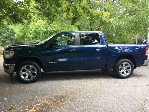 Used 2020 RAM 1500 Big Horn AWD/4WD image 10