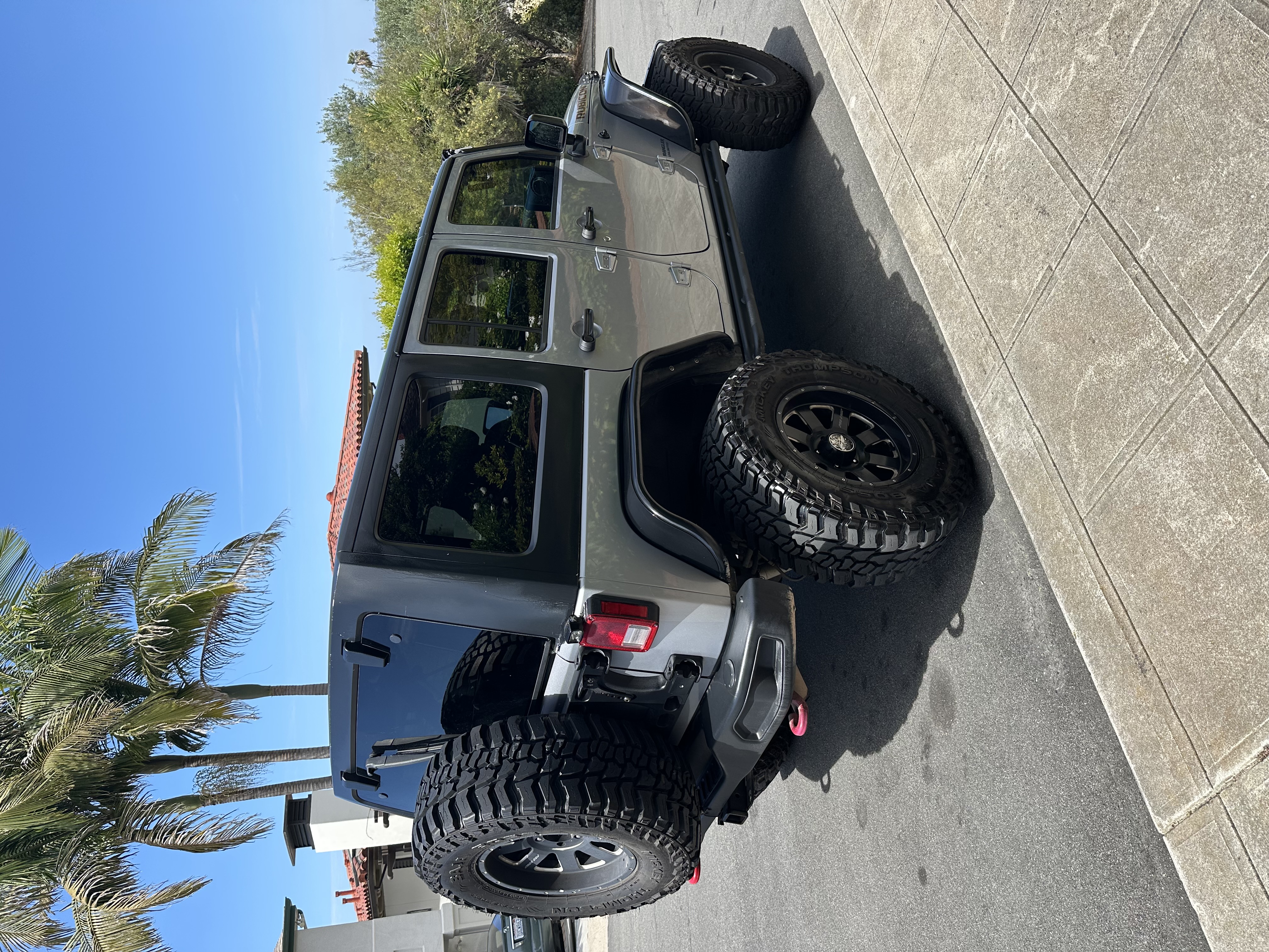 Used 2015 Jeep Wrangler Unlimited Rubicon AWD/4WD image 6