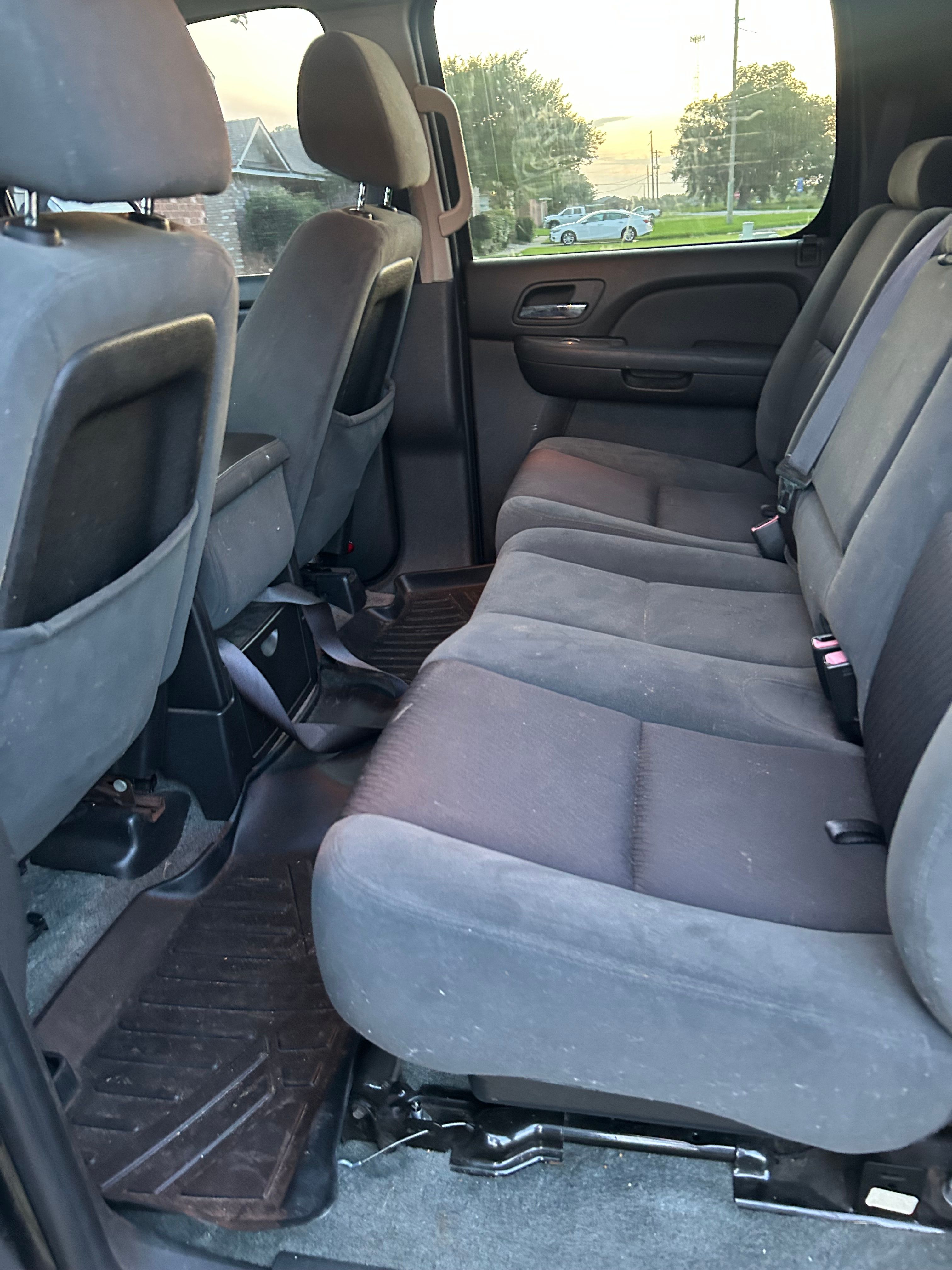 Used 2009 Chevrolet Avalanche LS AWD/4WD image 17