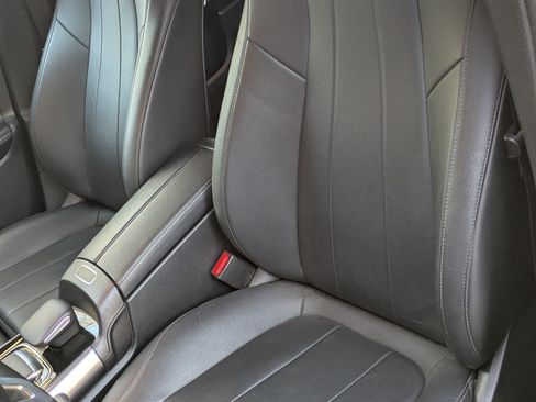 Used 2020 Mercedes-Benz GLB 250 4MATIC image 19