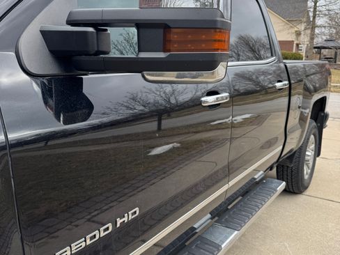 Used 2019 Chevrolet Silverado 3500 LTZ image 14