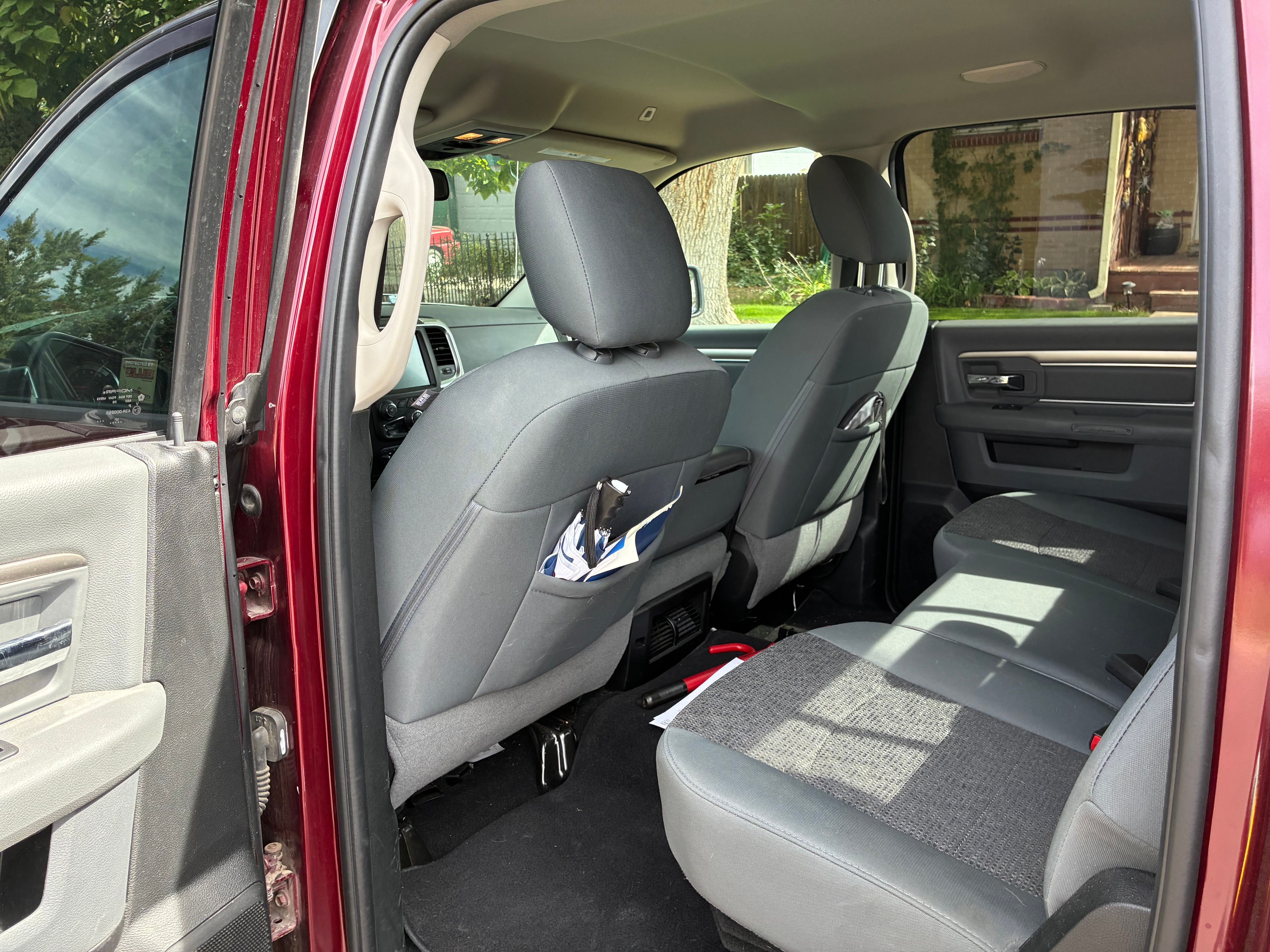 Used 2017 RAM 1500 Big Horn AWD/4WD image 9