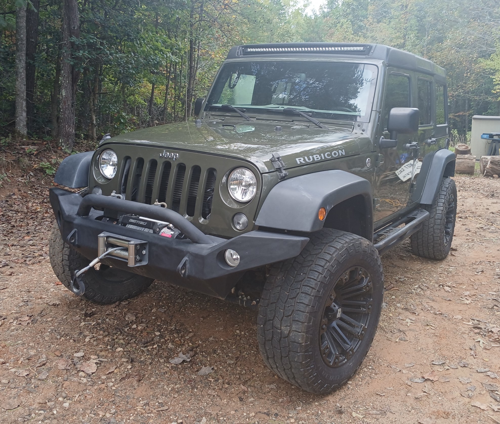 Used 2015 Jeep Wrangler Unlimited Rubicon w/ Connectivity Group AWD/4WD image 1