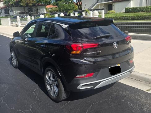 Used 2022 Buick Encore GX Preferred w/ Cold Weather Comfort Package image 2