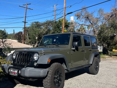 Used 2015 Jeep Wrangler Unlimited Sport image 13