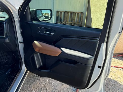 Used 2026 GMC Canyon AT4 w/ Nightfall Essentials Package image 11