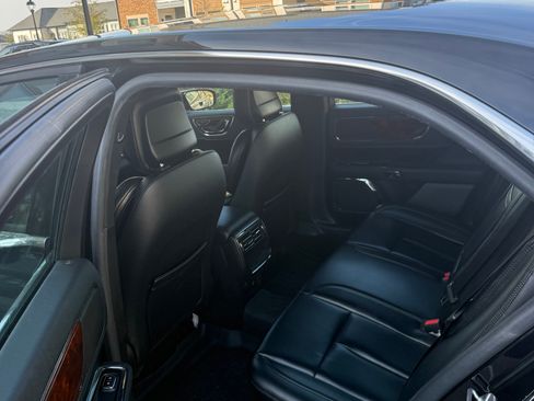 Used 2020 Lincoln Continental image 12